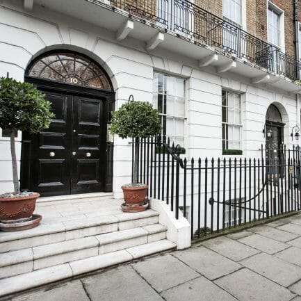 Magni Finance, High Value Mortgage Brokers in London, specialising in high net worth mortgages.